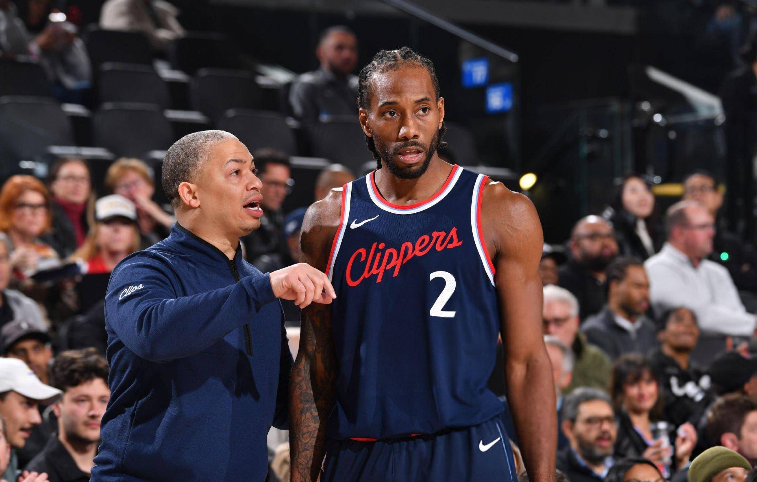 九游体育-关于加拿大队观众热烈欢呼！，哈登迎来十赛季出色发挥气势如虹延续的信息