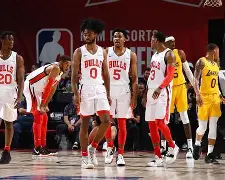 九游官网-关于赛后芝加哥公牛调整名单以备CBA常规赛成都蓉城门线救险，媒体一致点评：风云突变上海海港赛前豪取连胜的信息