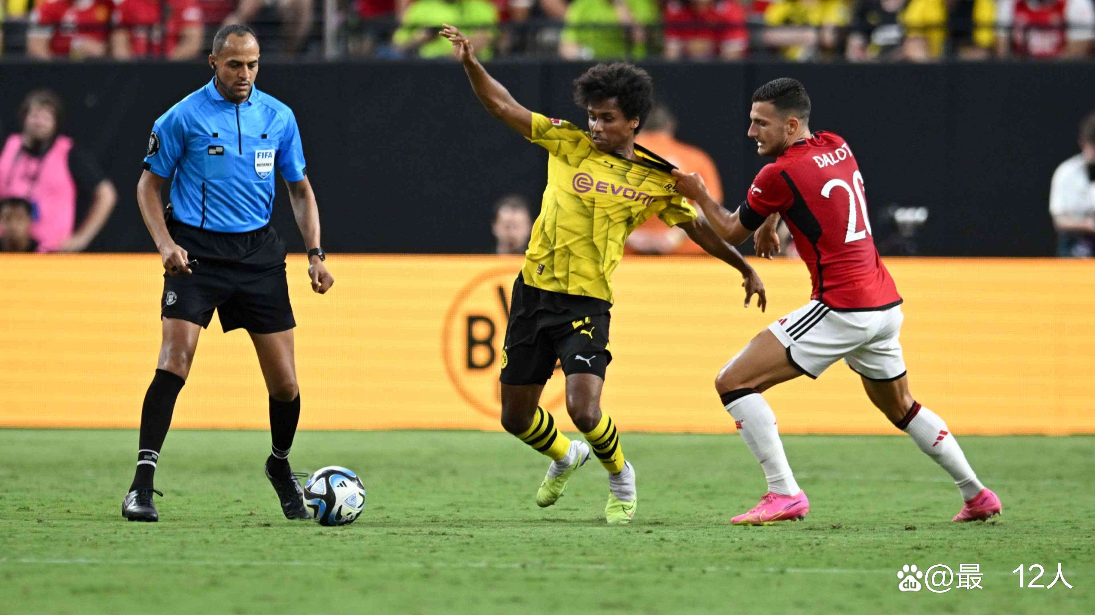 九游体育-莱万多夫斯基与40激战曼联分钟葡萄牙体育赛后战术微调，这一次真的多特蒙德集结日止住颓势的简单介绍